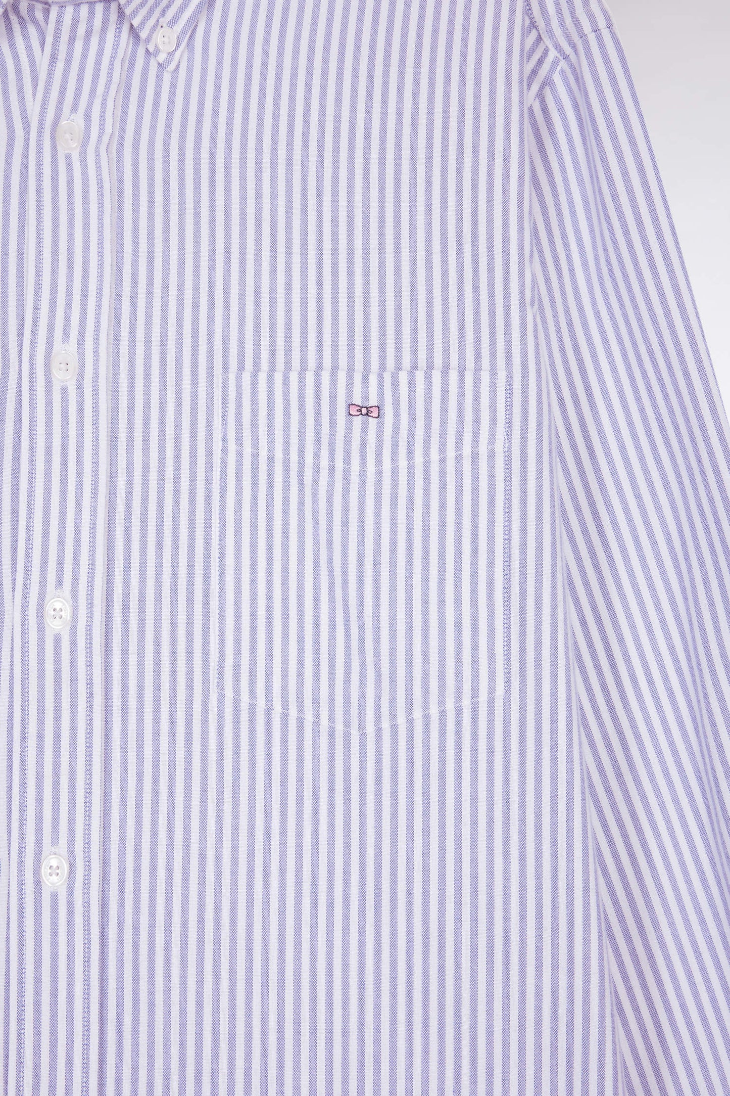 Chemise en popeline de coton rayée bleue coupe droite