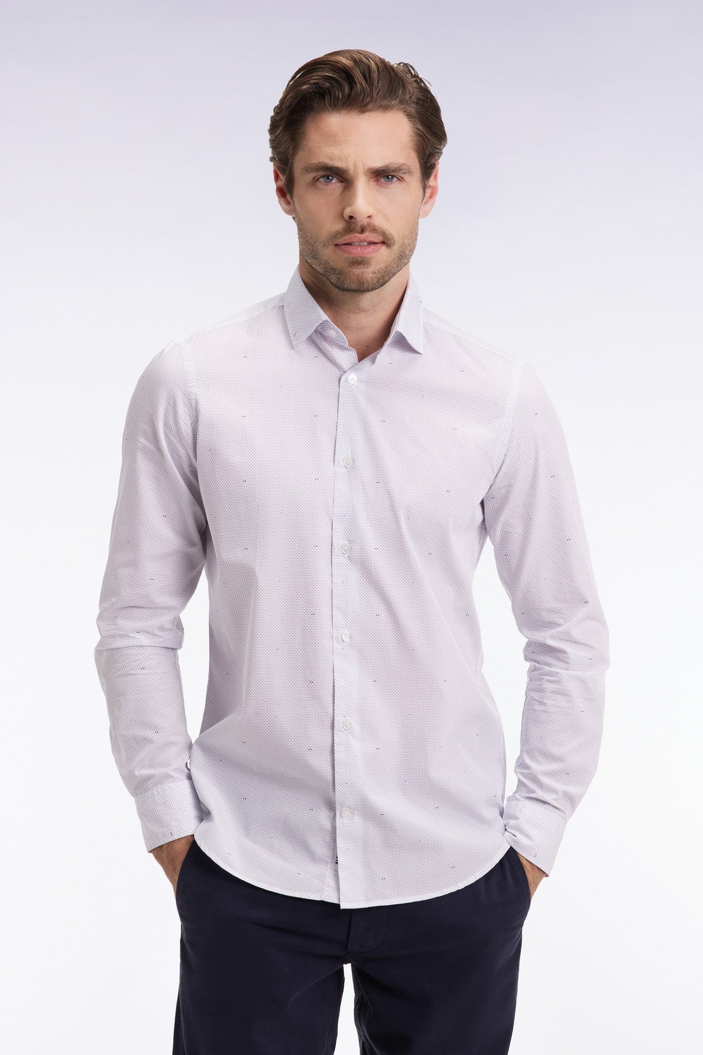 Chemise en coton ciel à micro-imprimé nœud coupe slim