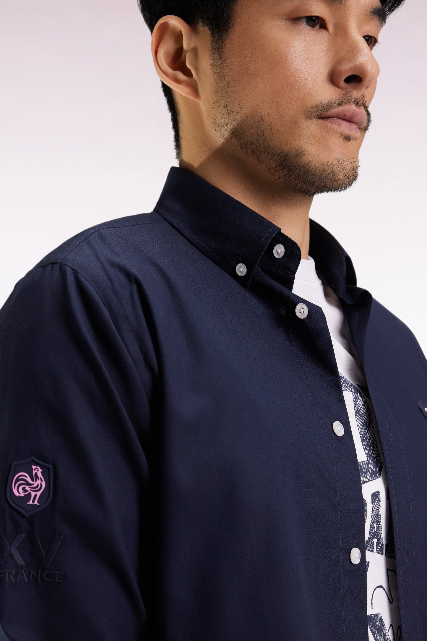Chemise en coton marine broderie XV de France coupe droite