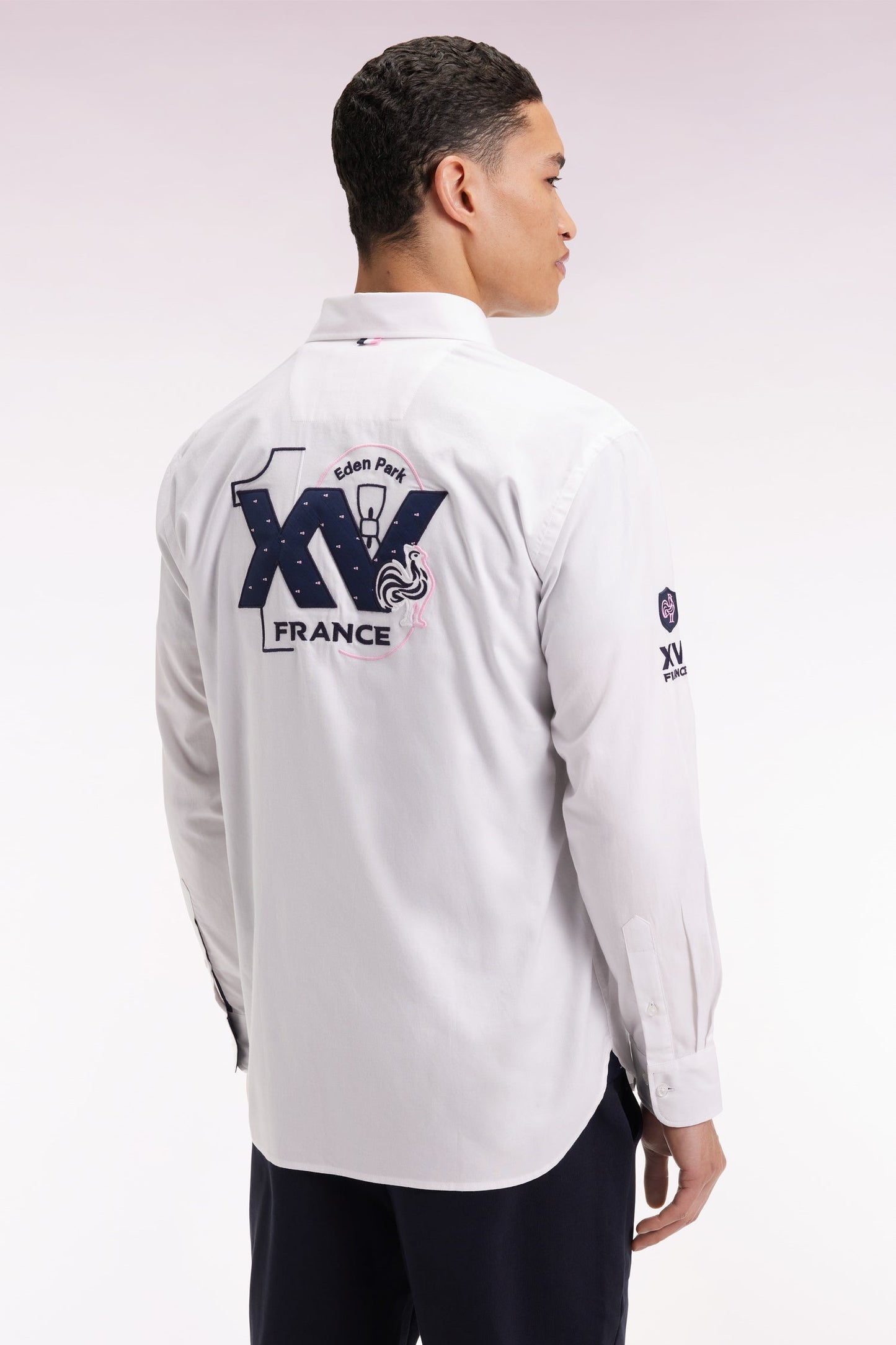 Chemise en coton blanc broderie XV de France coupe droite