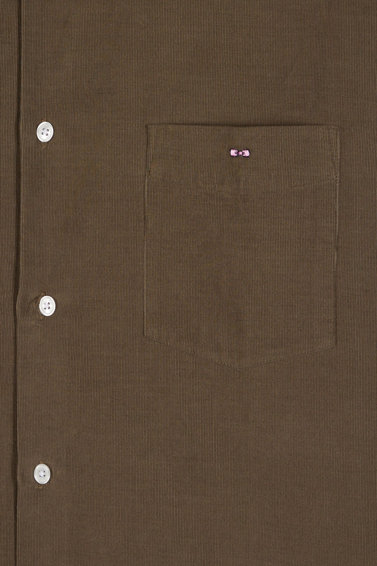 Chemise en velours kaki coupe droite