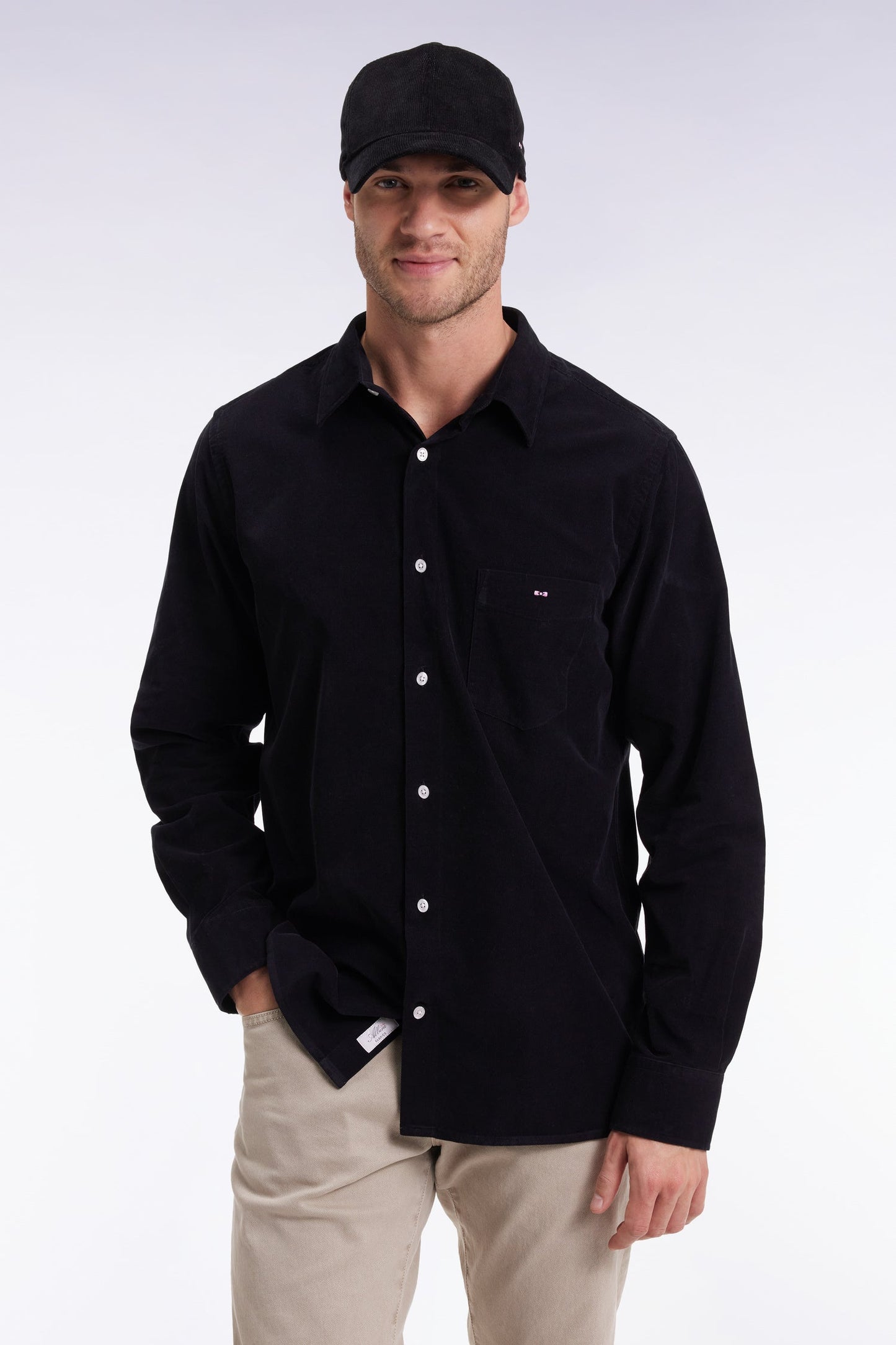 Chemise en velours noir coupe droite