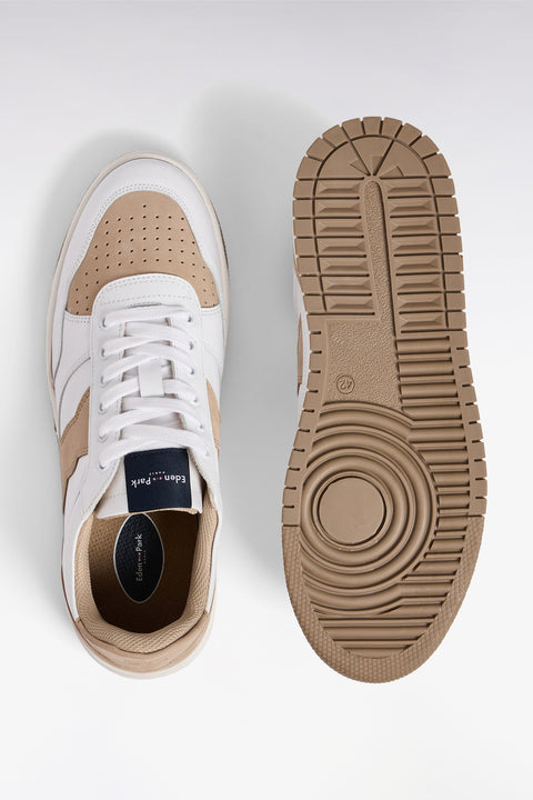Sneakers bimatières en cuir et daim beige et blanches - Image 2