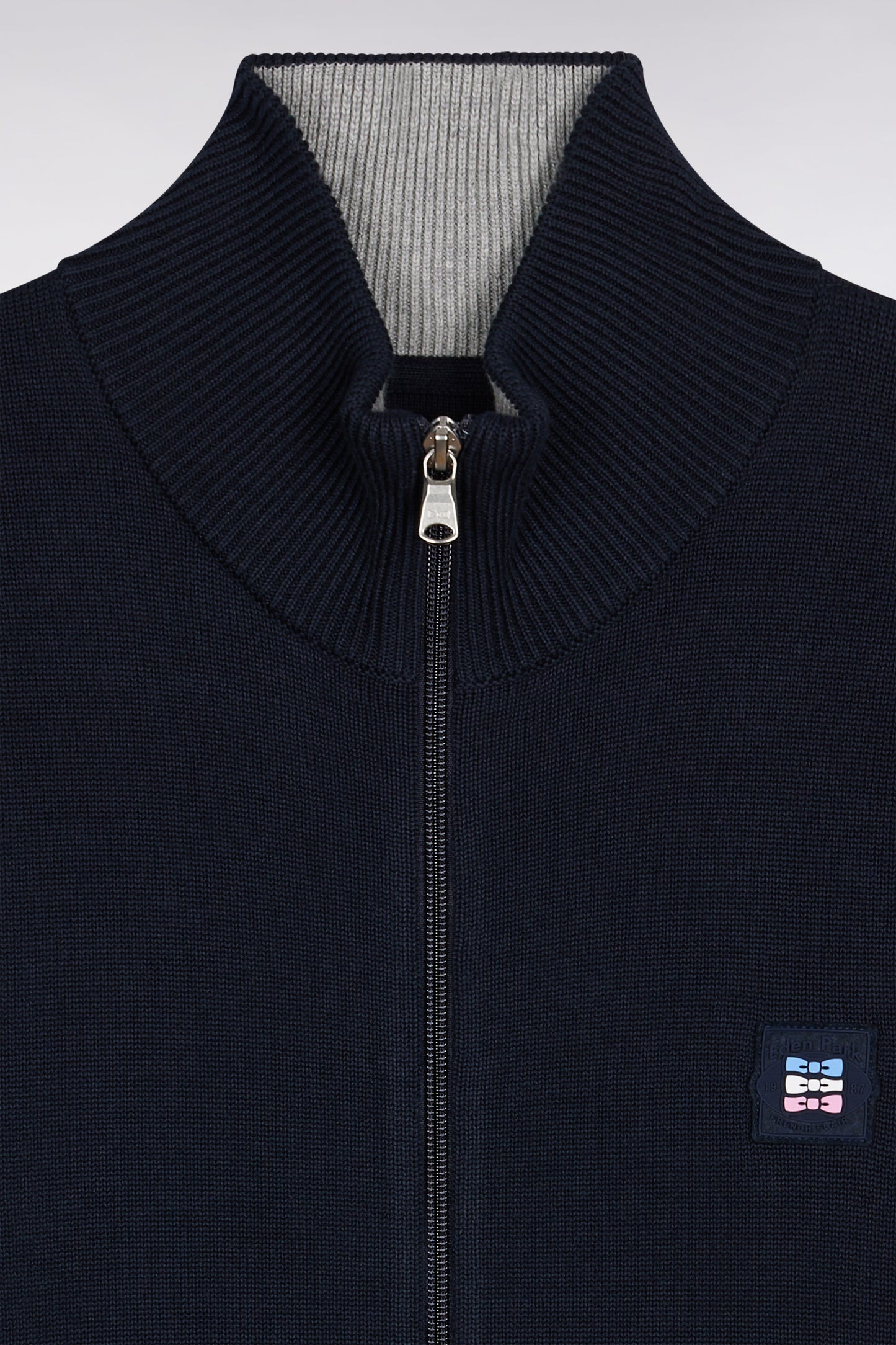Cardigan en coton marine à intérieur de manches contrasté
