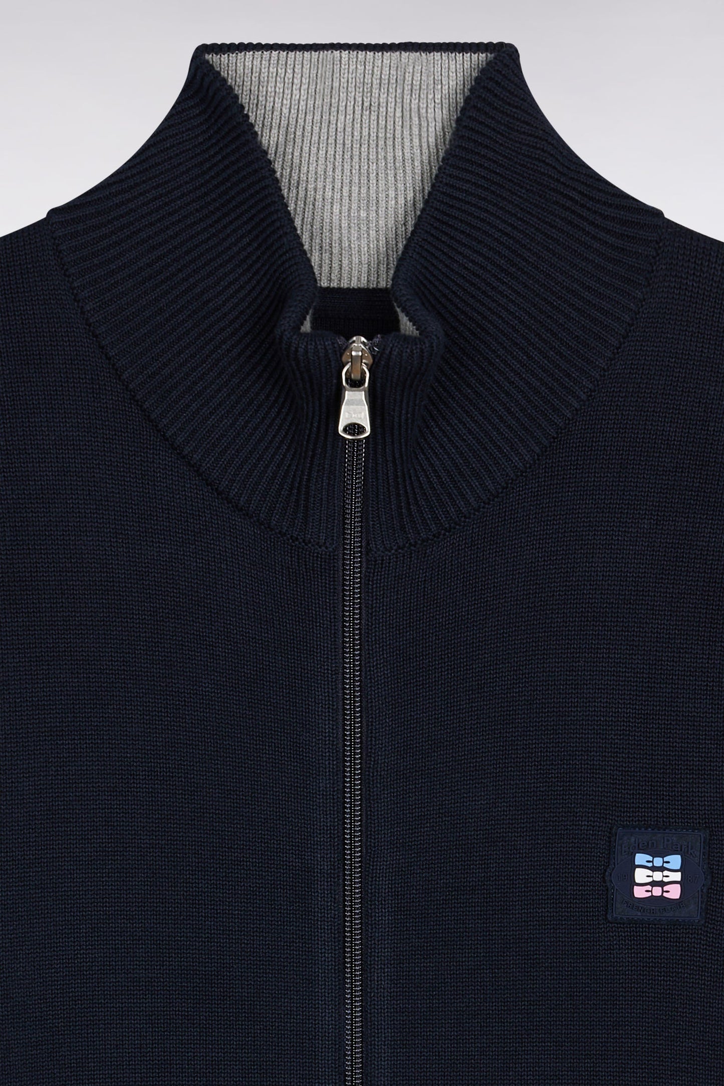 Cardigan en coton marine à intérieur de manches contrasté