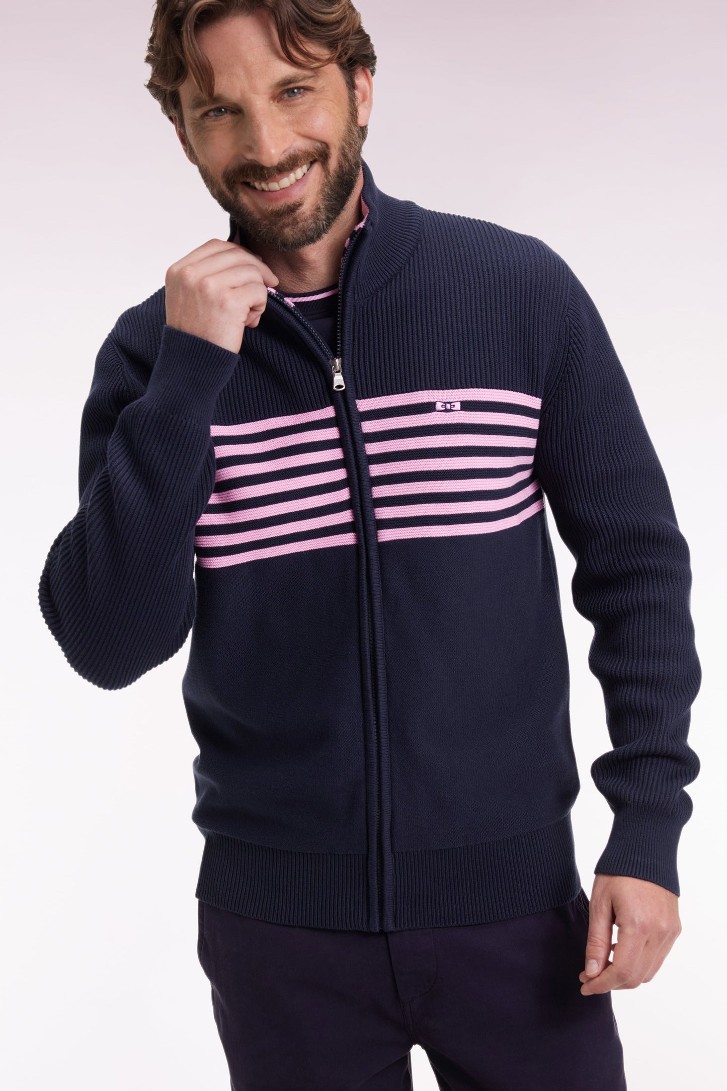 Cardigan zippé en coton marine à rayures roses coupe droite