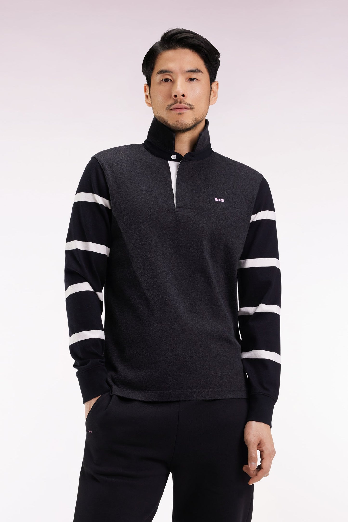 Maillot à manches longues en jersey épais gris manches rayées coupe droite