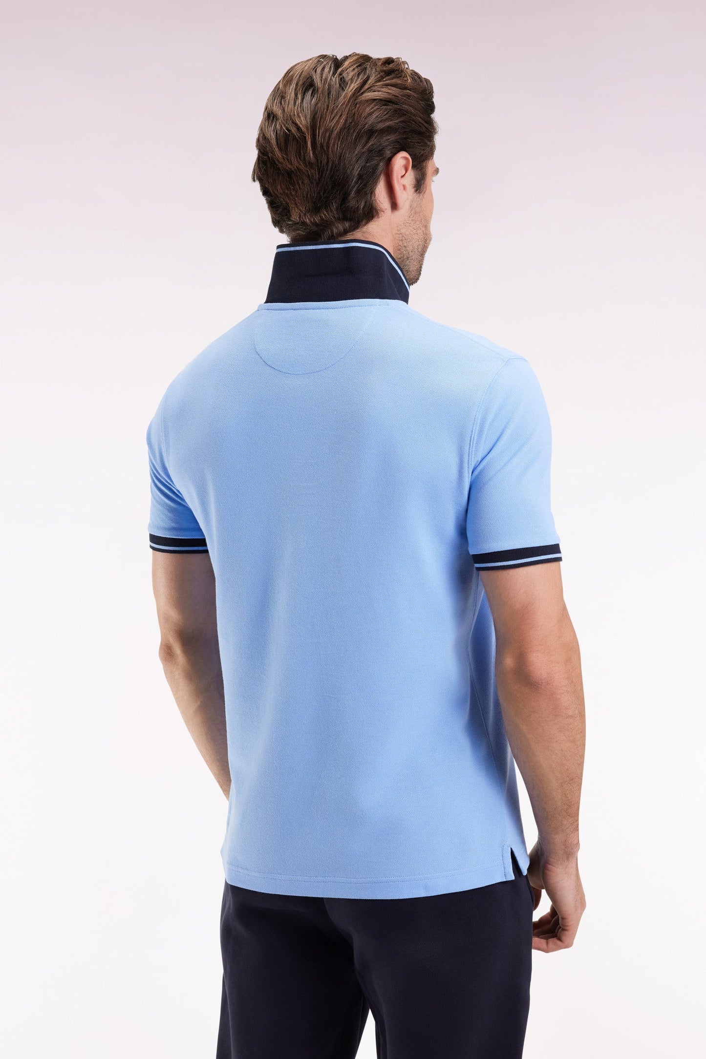 Polo à manches courtes en coton ciel broderie cerclée