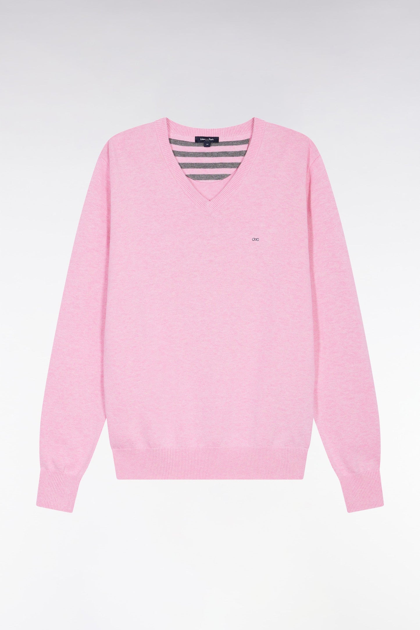 Pull col V en laine et coton rose