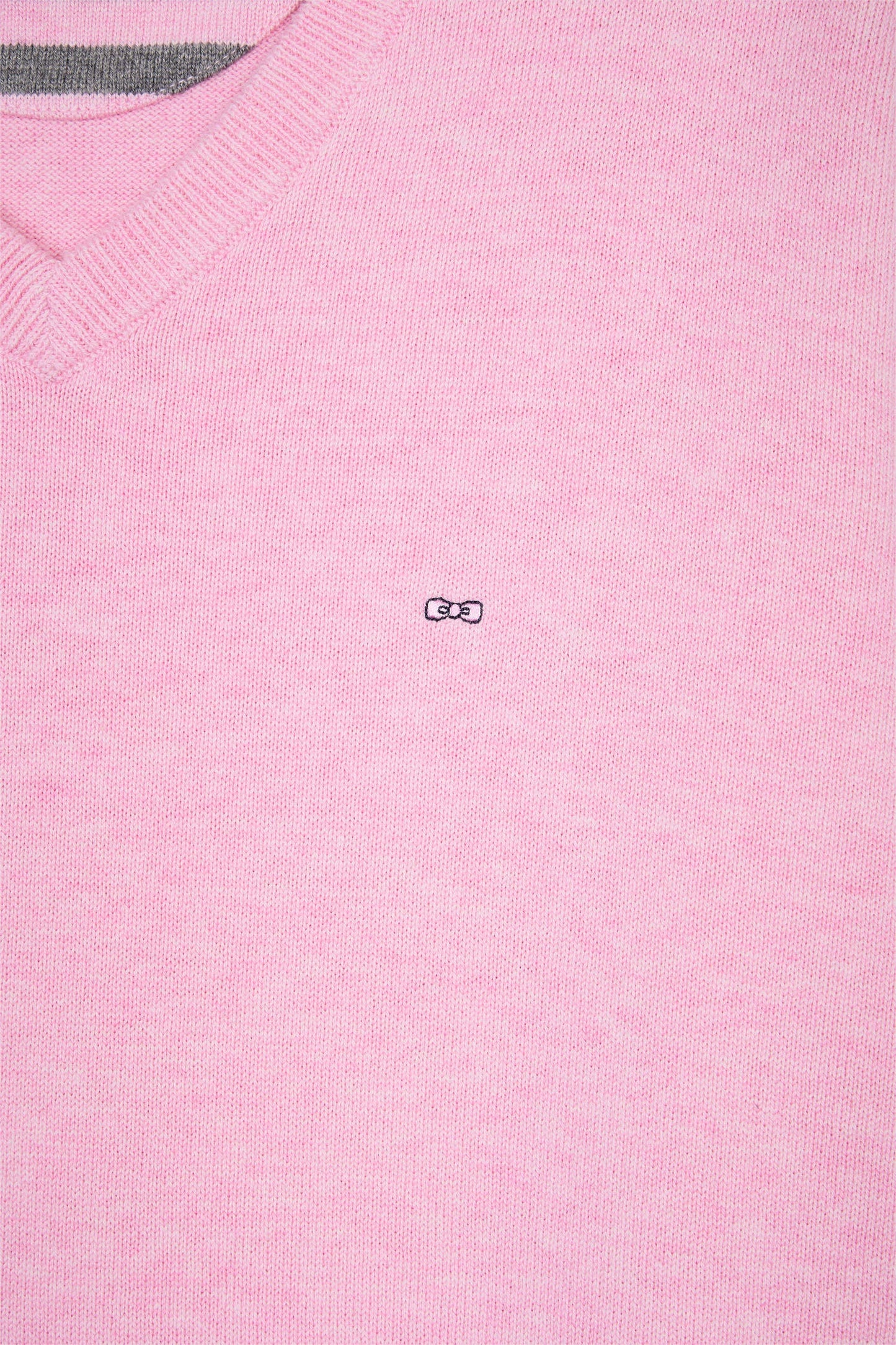 Pull col V en laine et coton rose