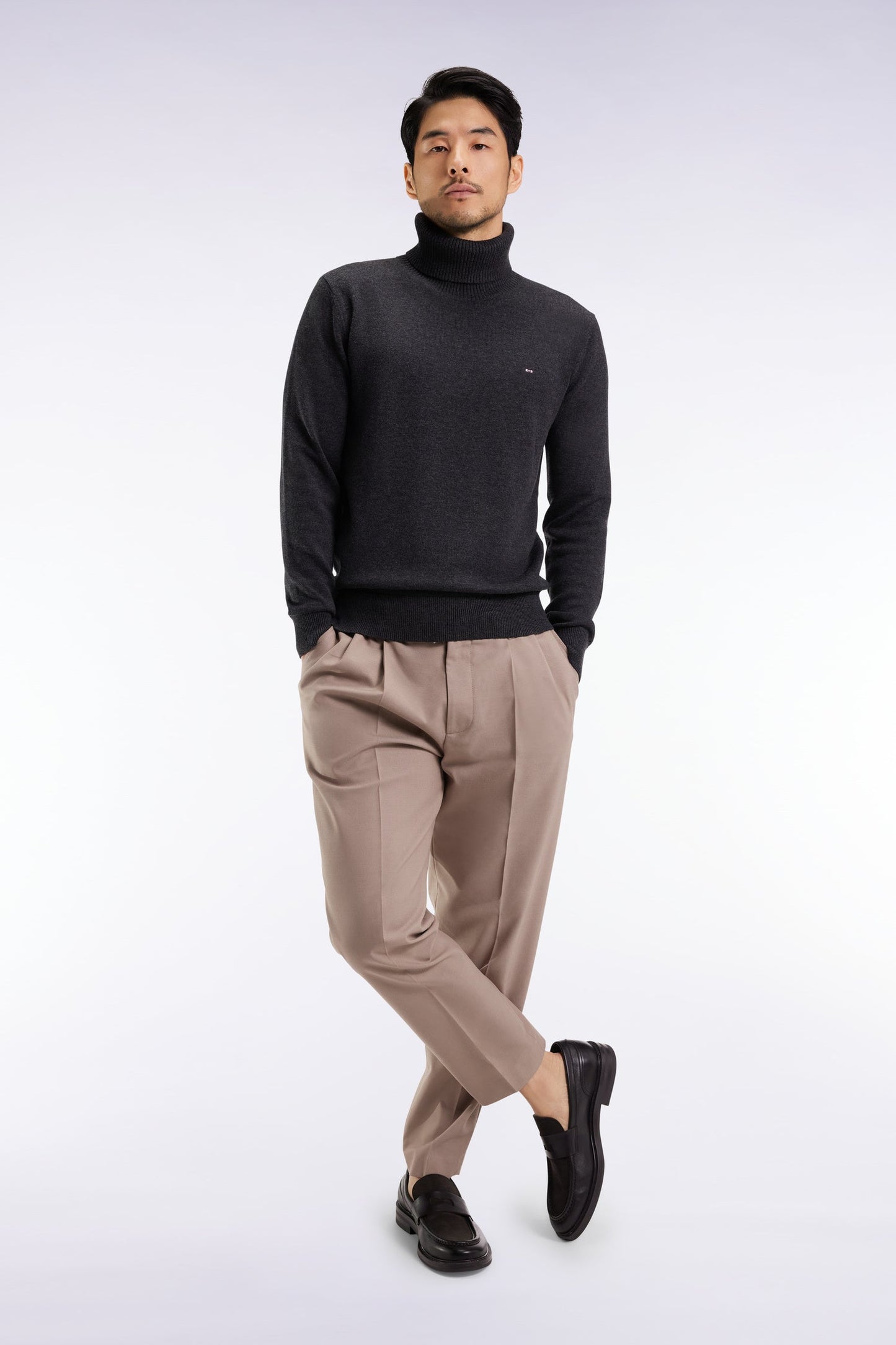 Pull col roulé en laine et coton gris foncé