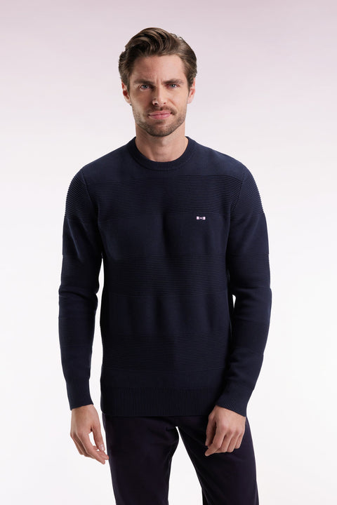 Pull col rond en coton marine à effet de rayure - Image 1