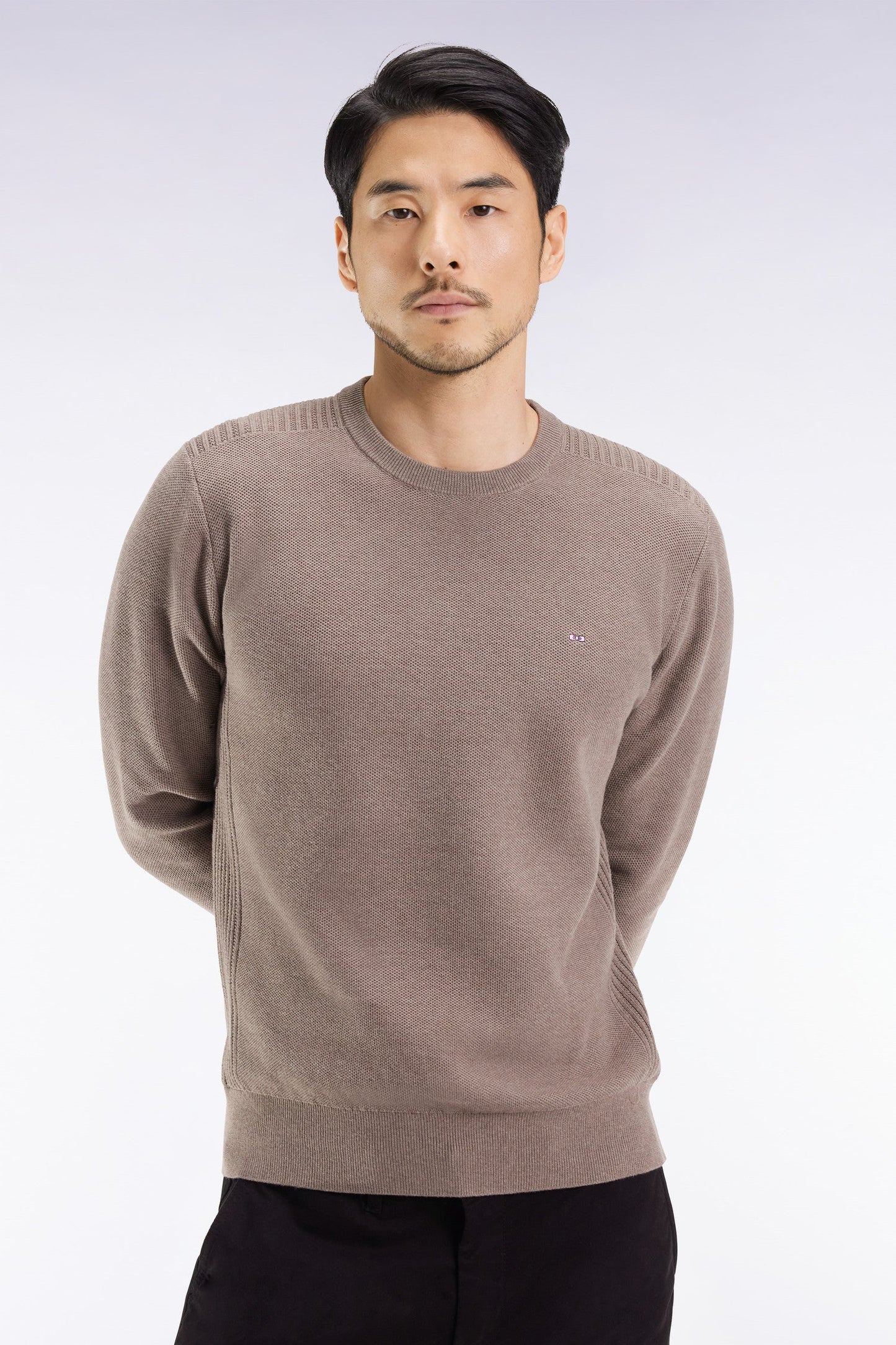 Pull col rond en coton nid d'abeille marron