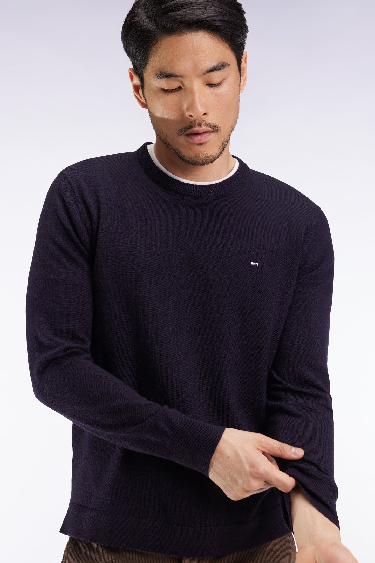 Pull col rond en laine mérinos marine