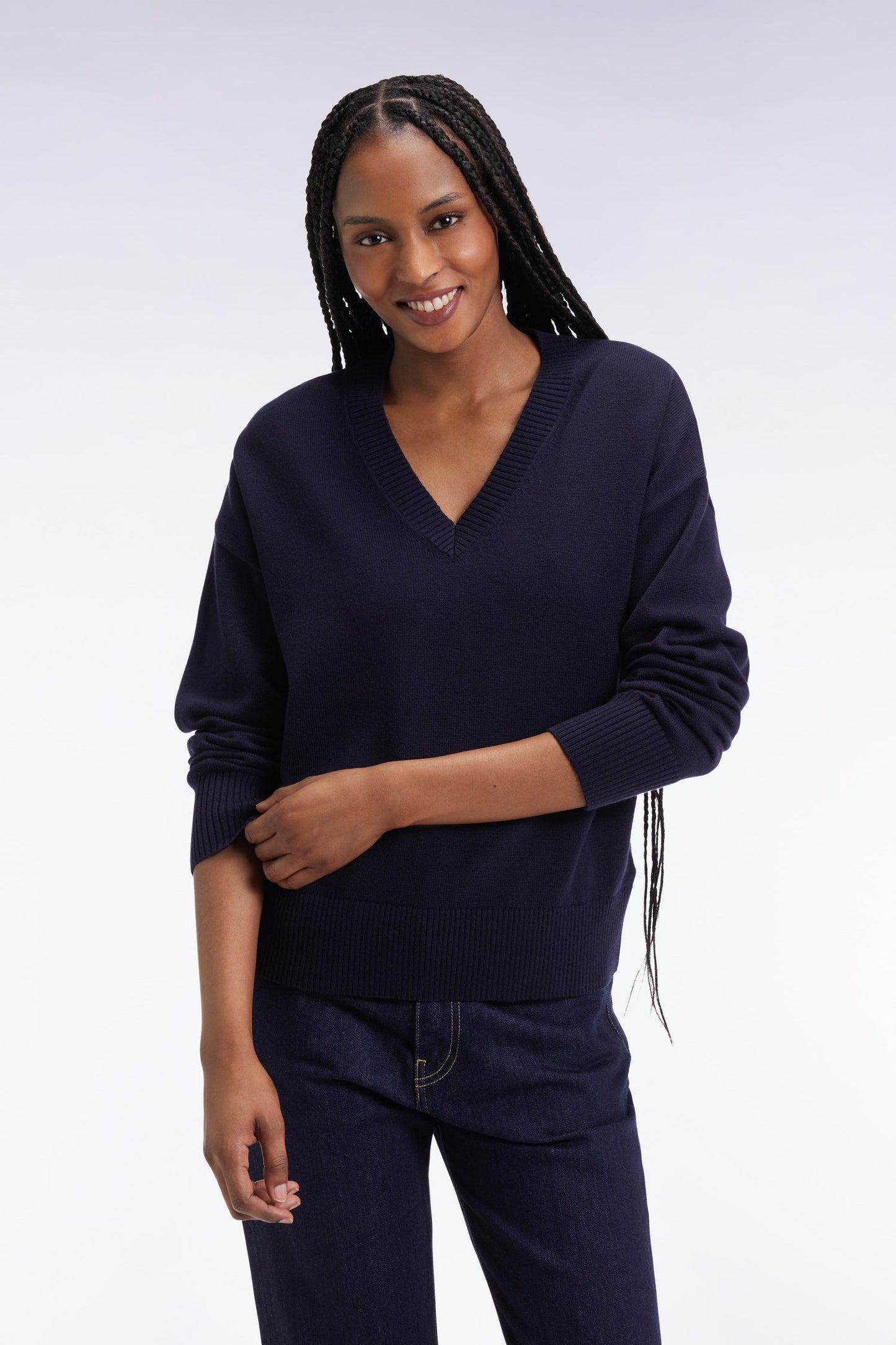 Pull à col V en laine et coton marine coupe Relaxed