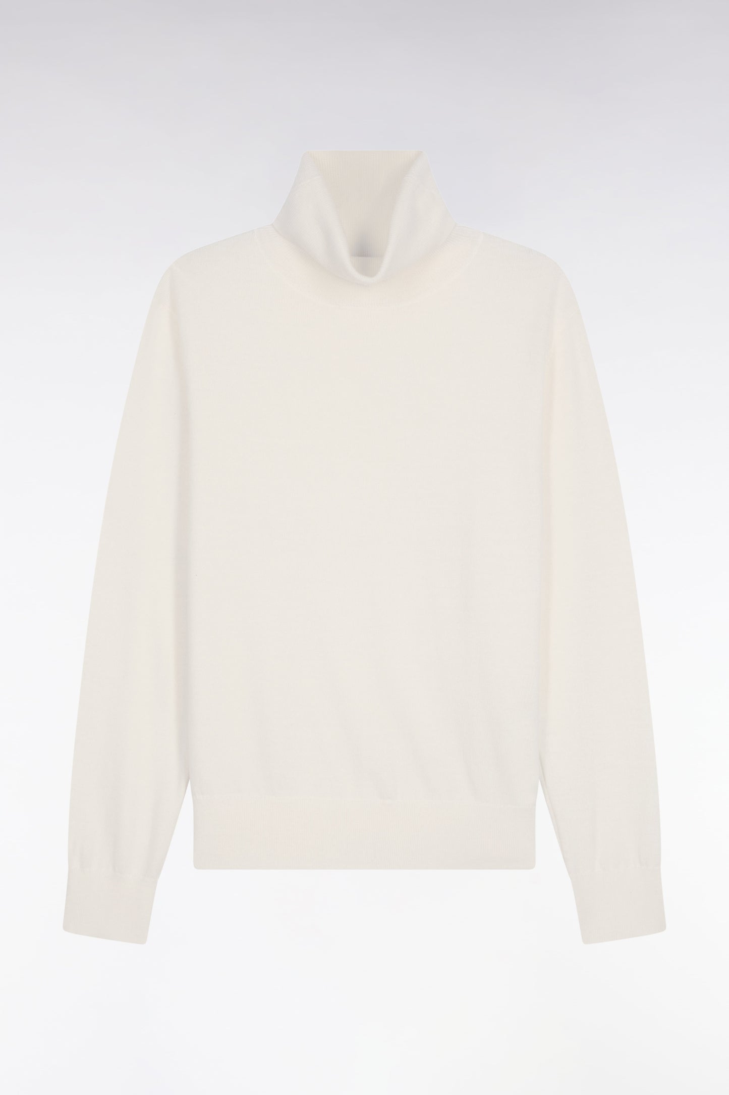 Pull à col roulé en laine mérinos écru