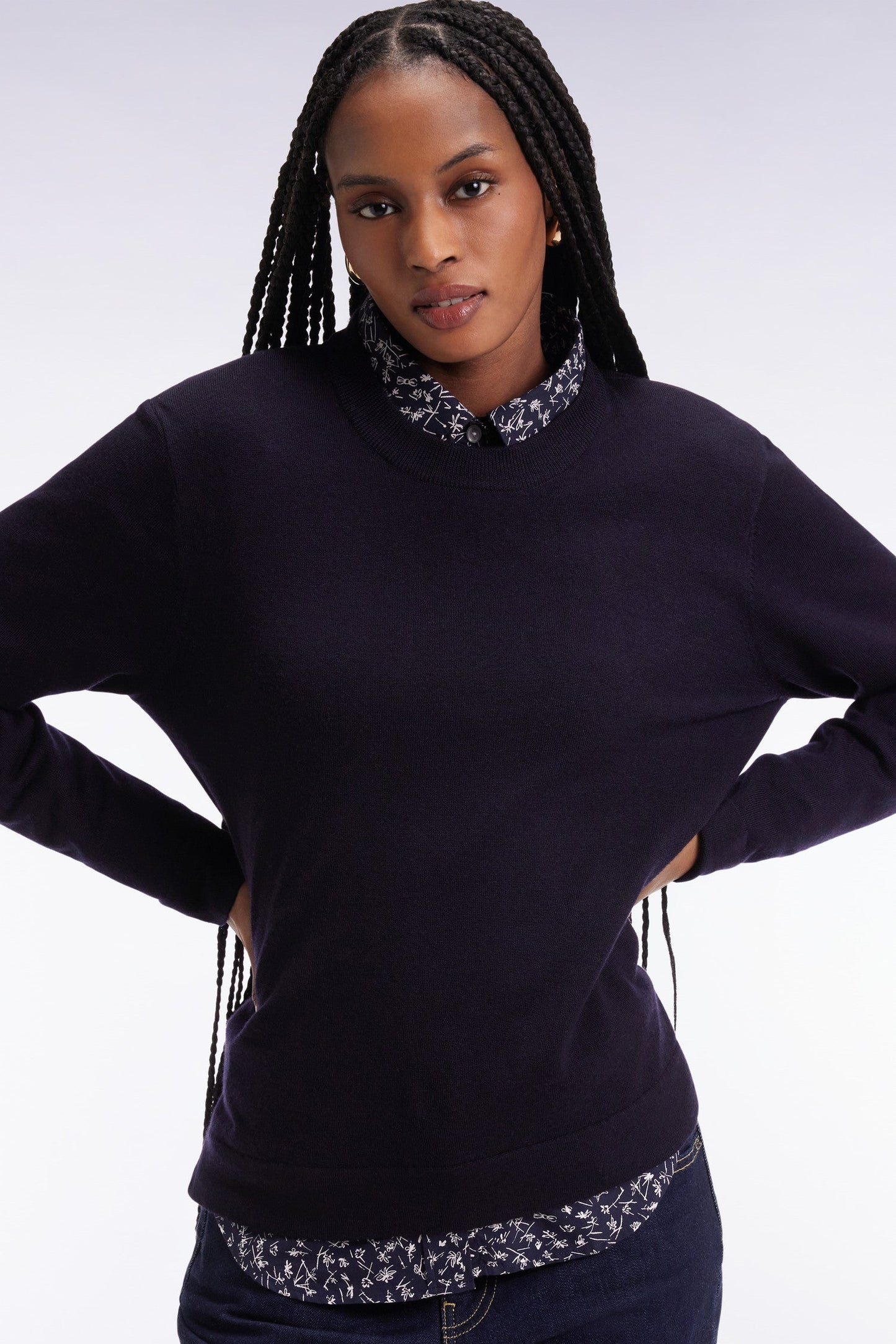 Pull à col rond en laine mérinos marine