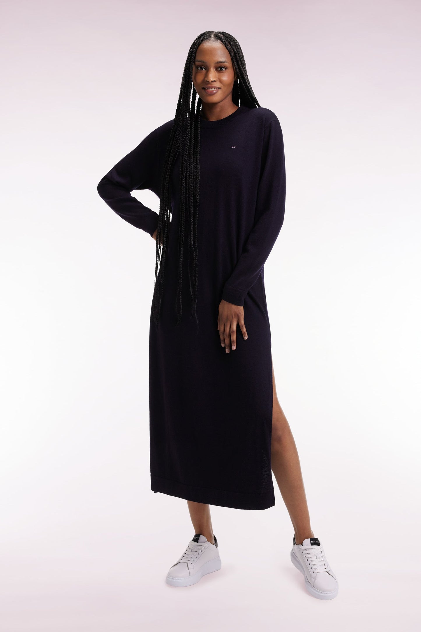 Robe en laine mérinos marine à col rond