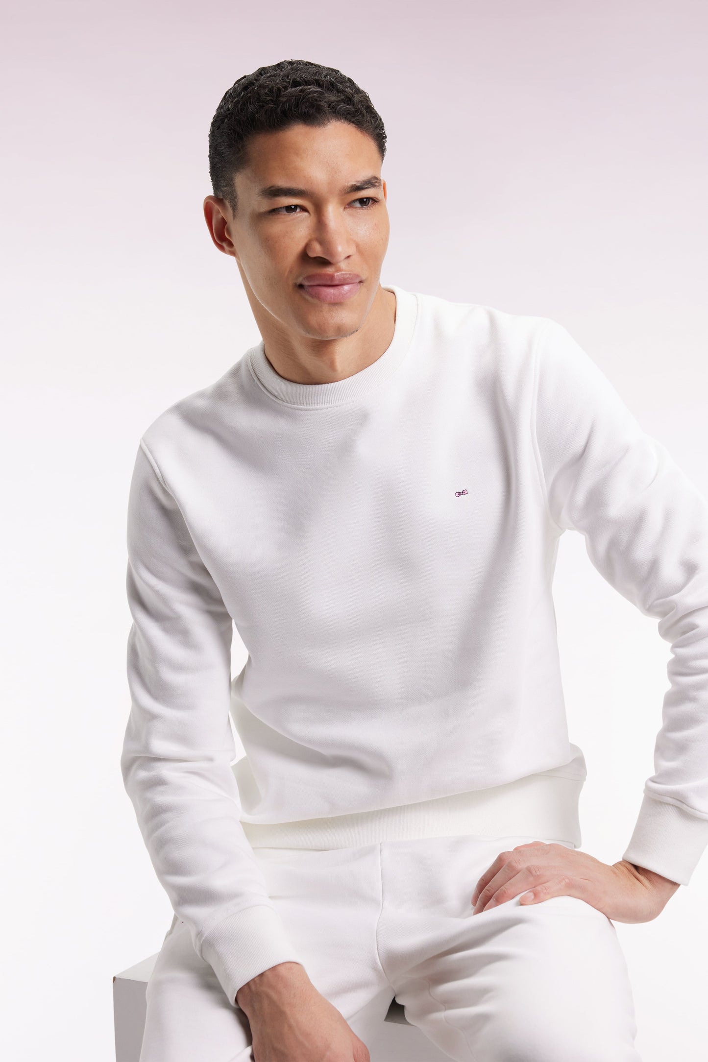 Sweatshirt à col rond en coton blanc coupe droite