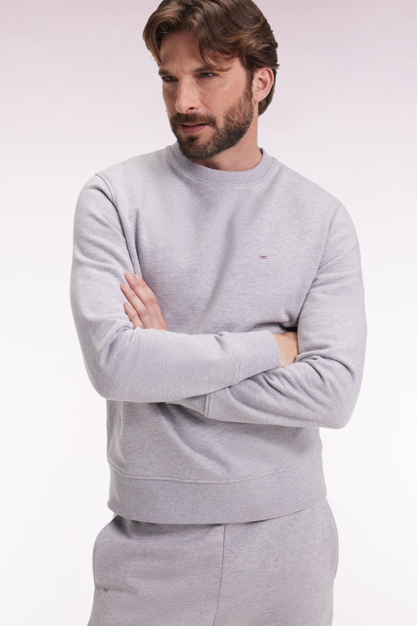 Sweatshirt à col rond en coton gris coupe droite