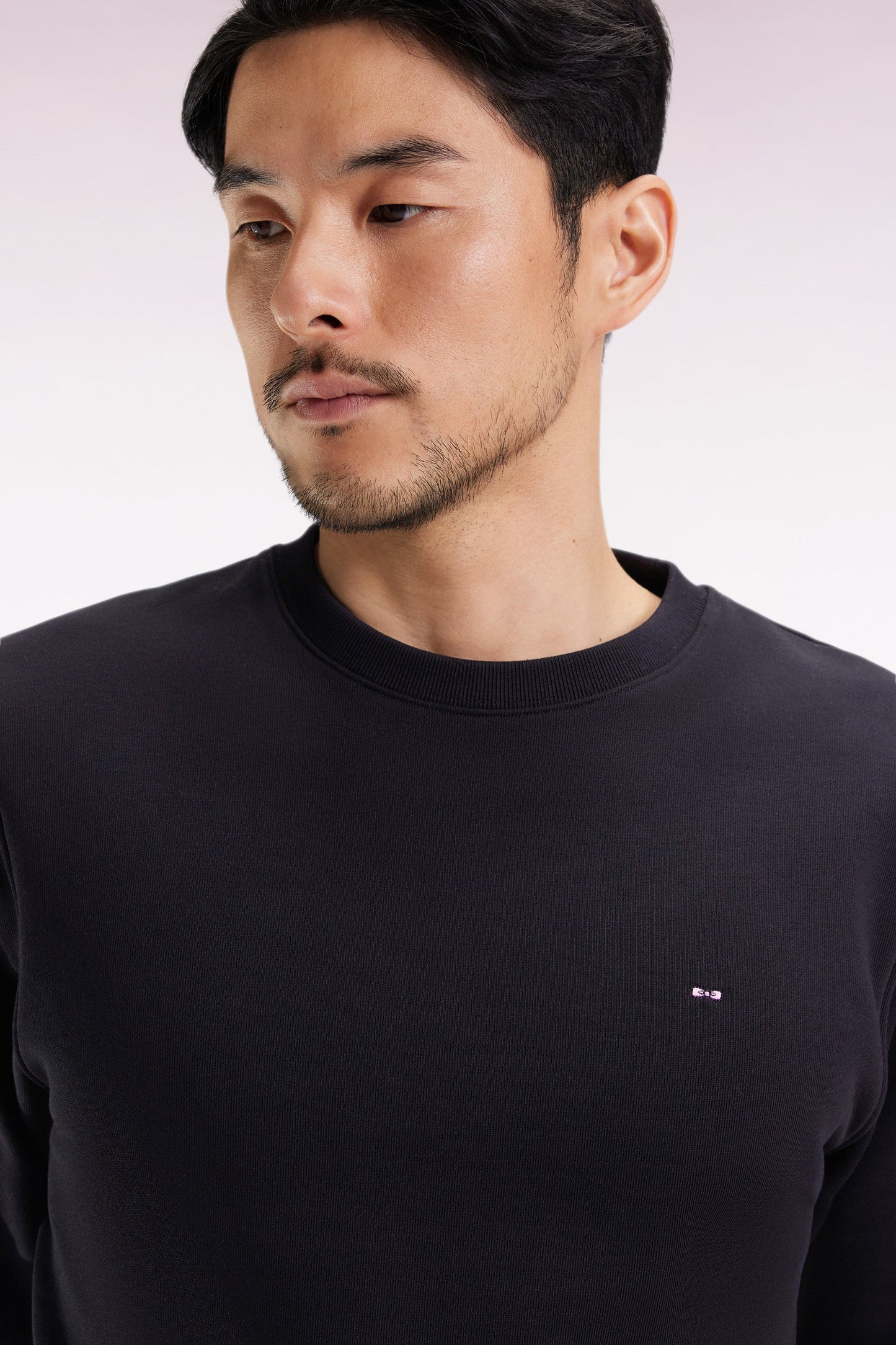 Sweatshirt à col rond en coton noir coupe droite