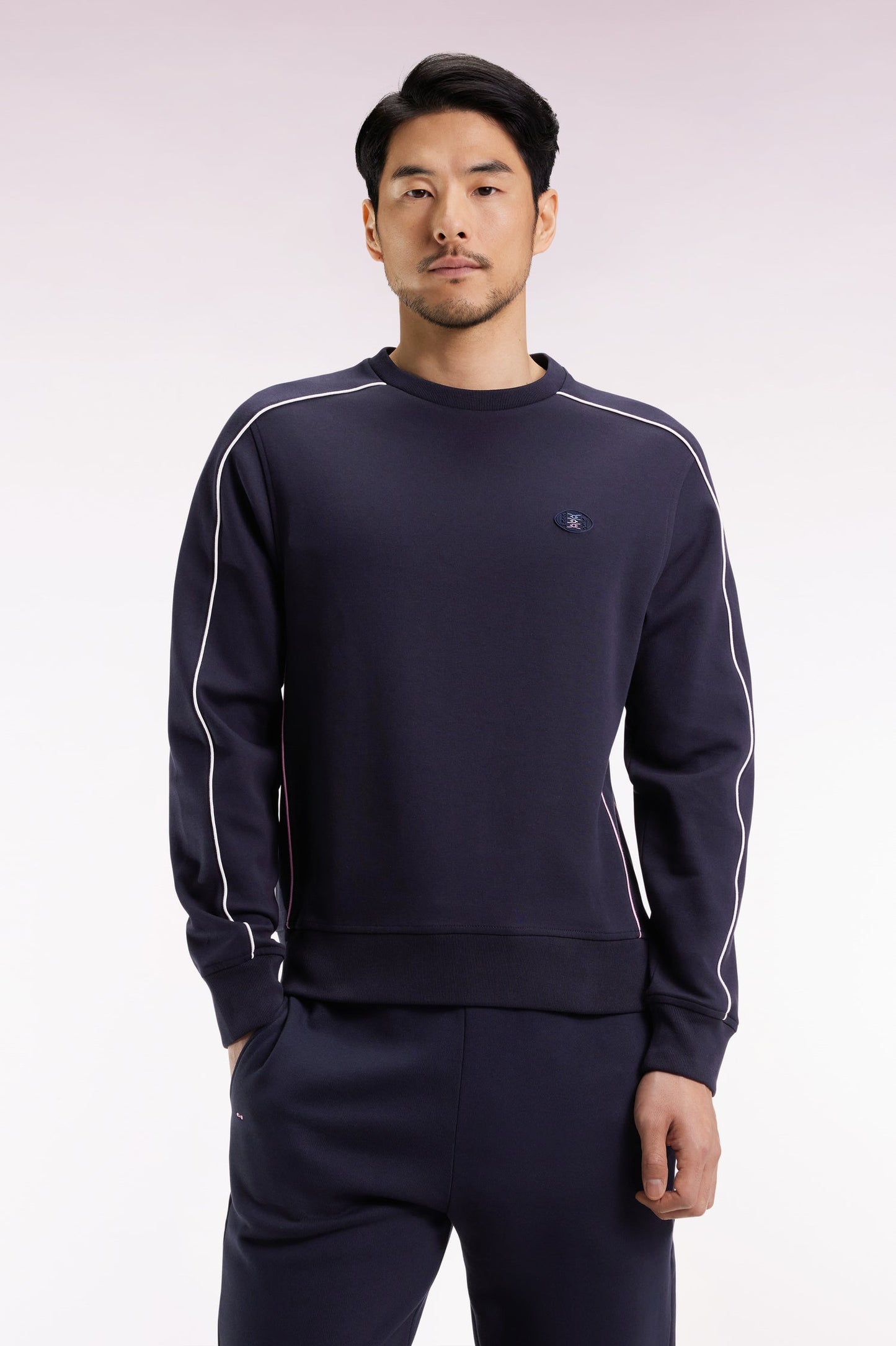 Sweatshirt en molleton marine passepoils colorés