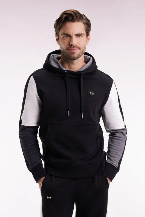 Sweatshirt à capuche noir découpes manches contrastées - Image 1