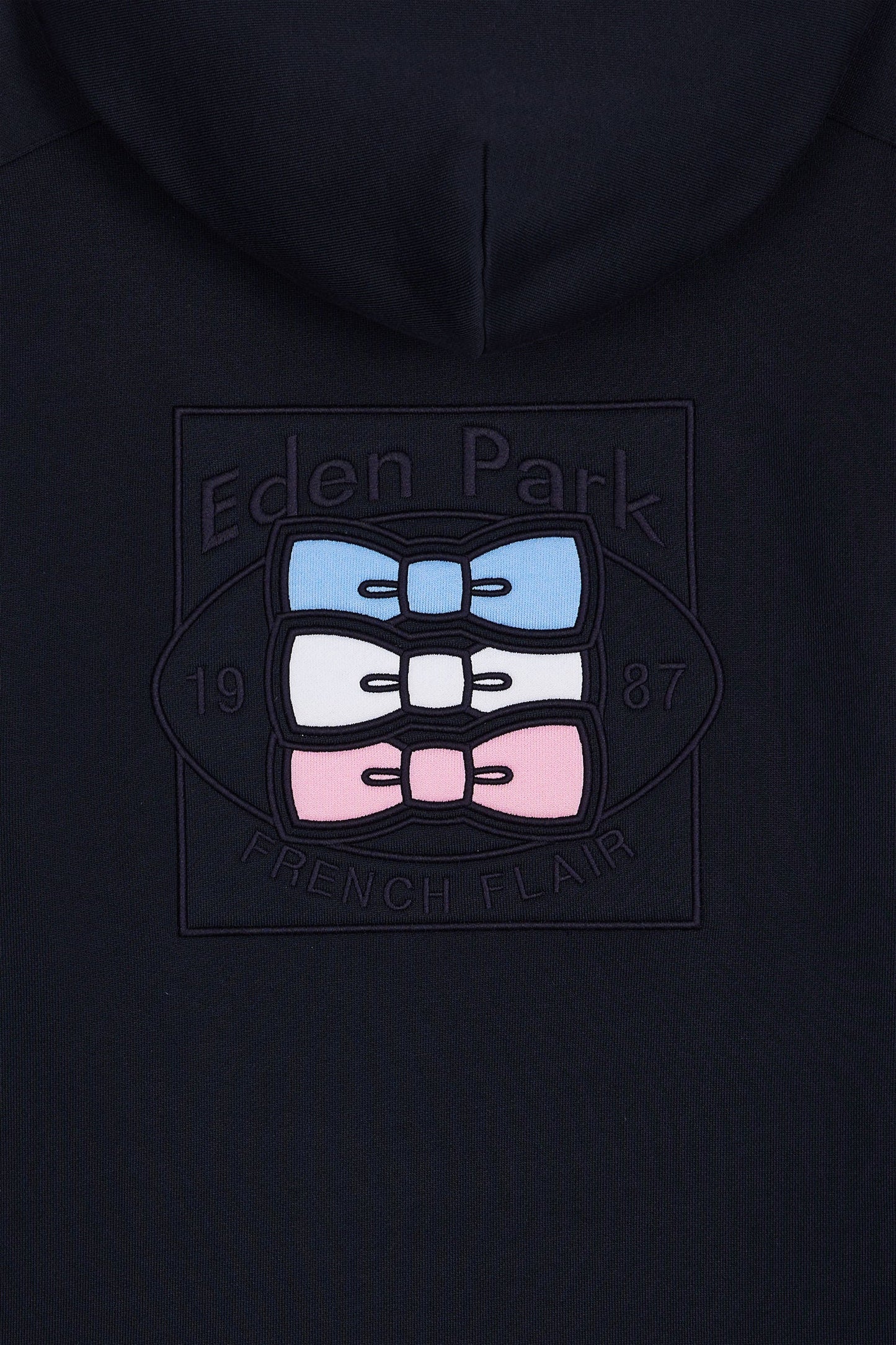 Sweatshirt à capuche marine découpes manches contrastées