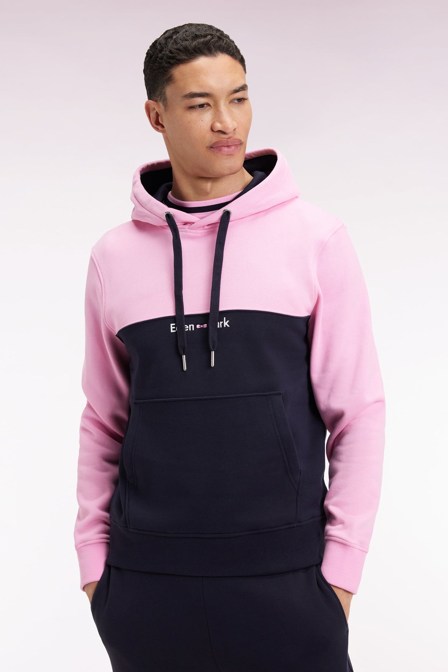 Sweatshirt à capuche bicolore marine coupe droite