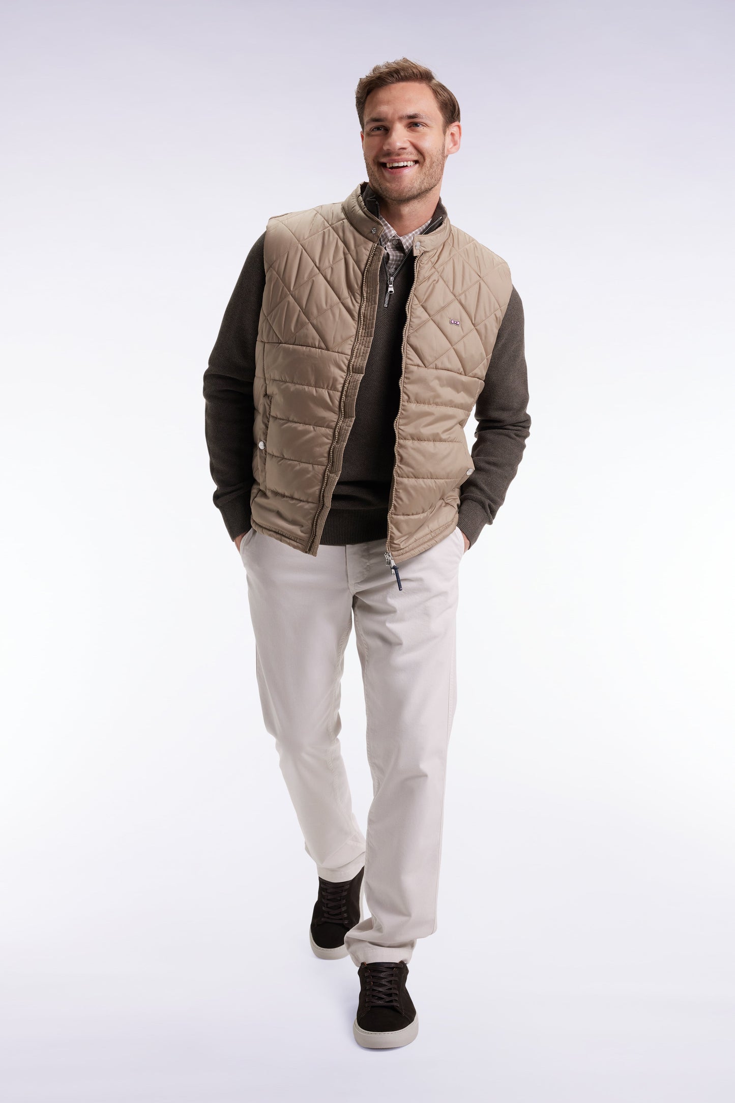 Doudoune sans manches col motard en nylon matelassé beige