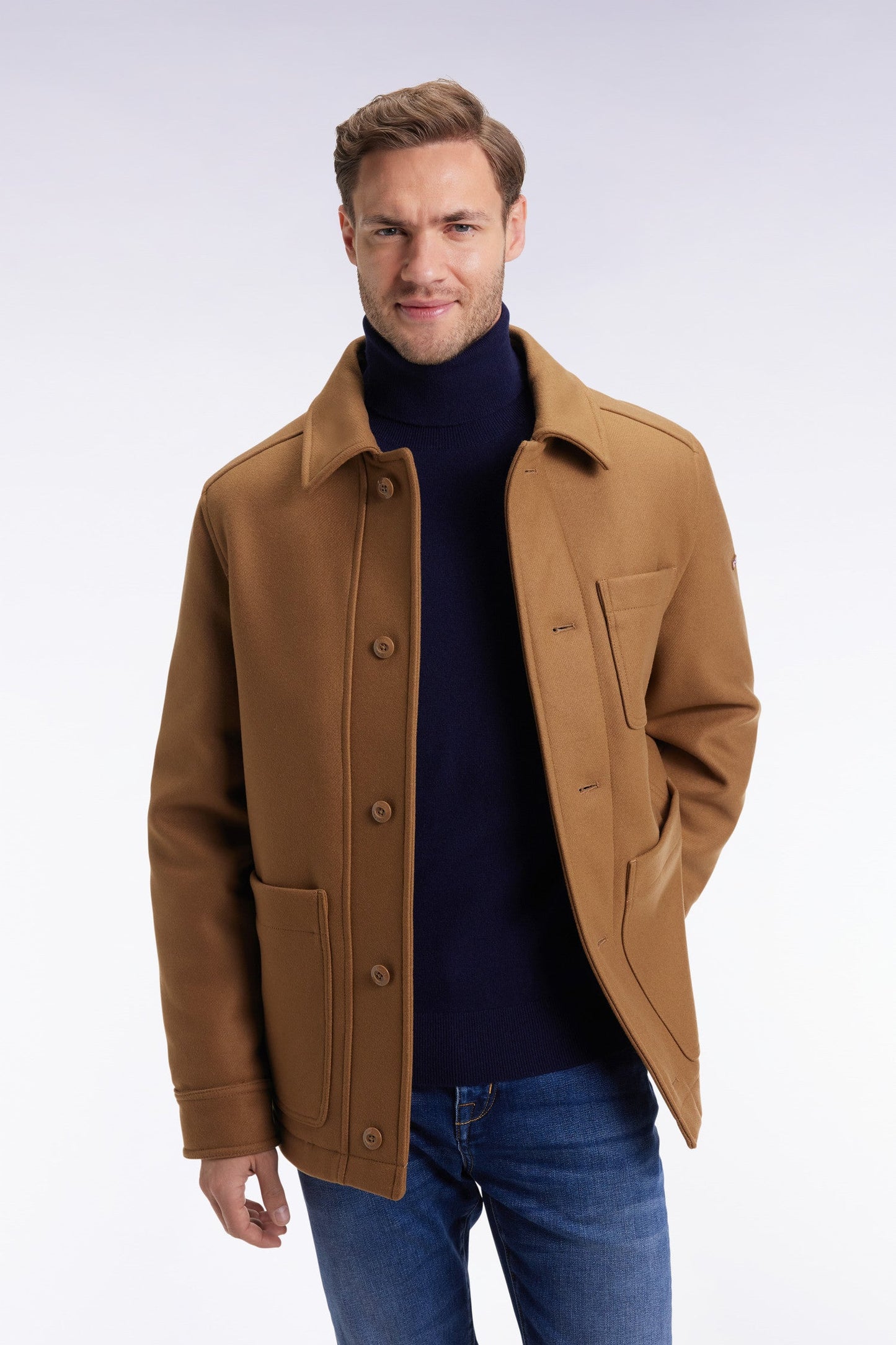 Surchemise zippée en twill de laine camel à poches plaquées
