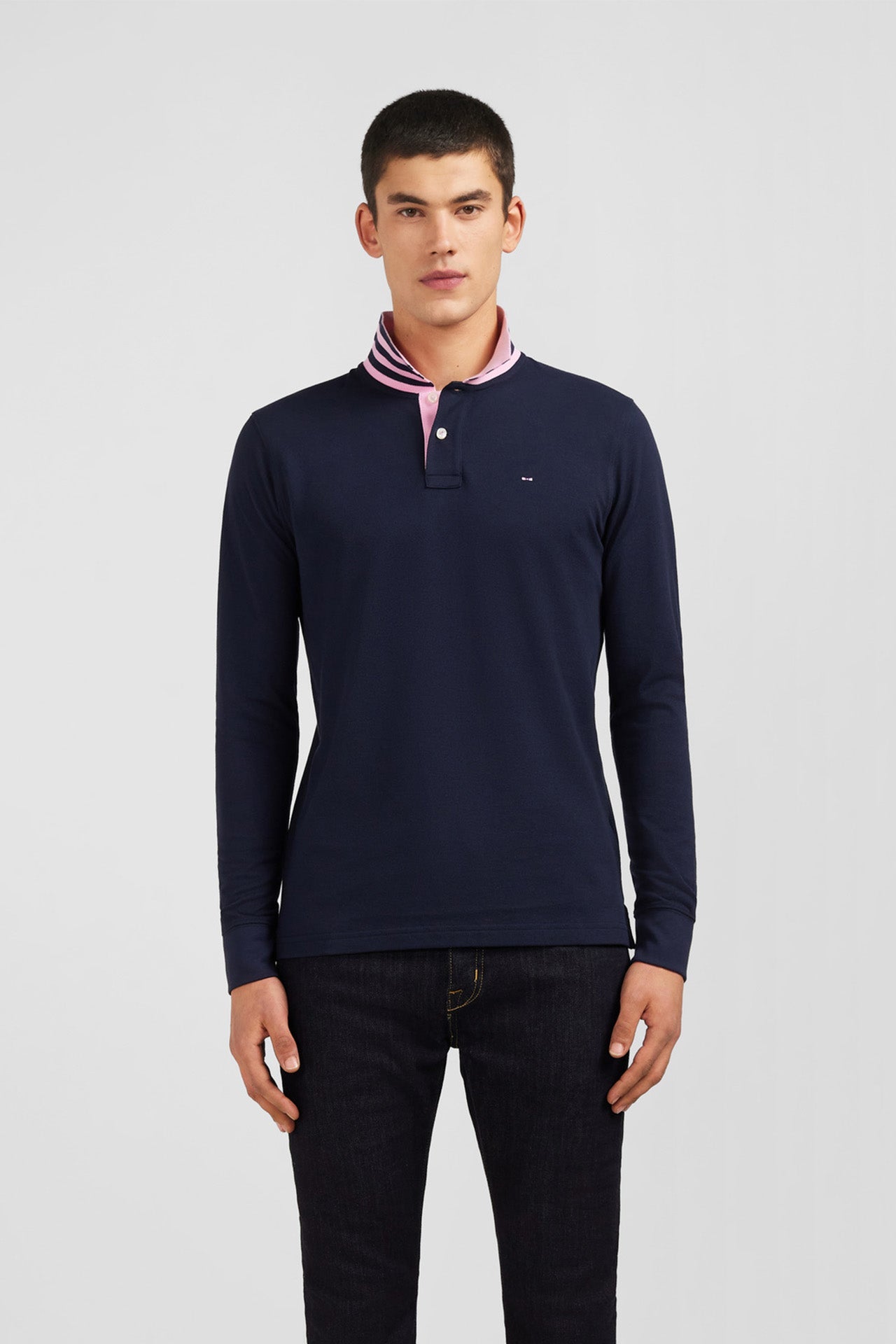 Polo manches longues bleu marine en coton avec col contrasté