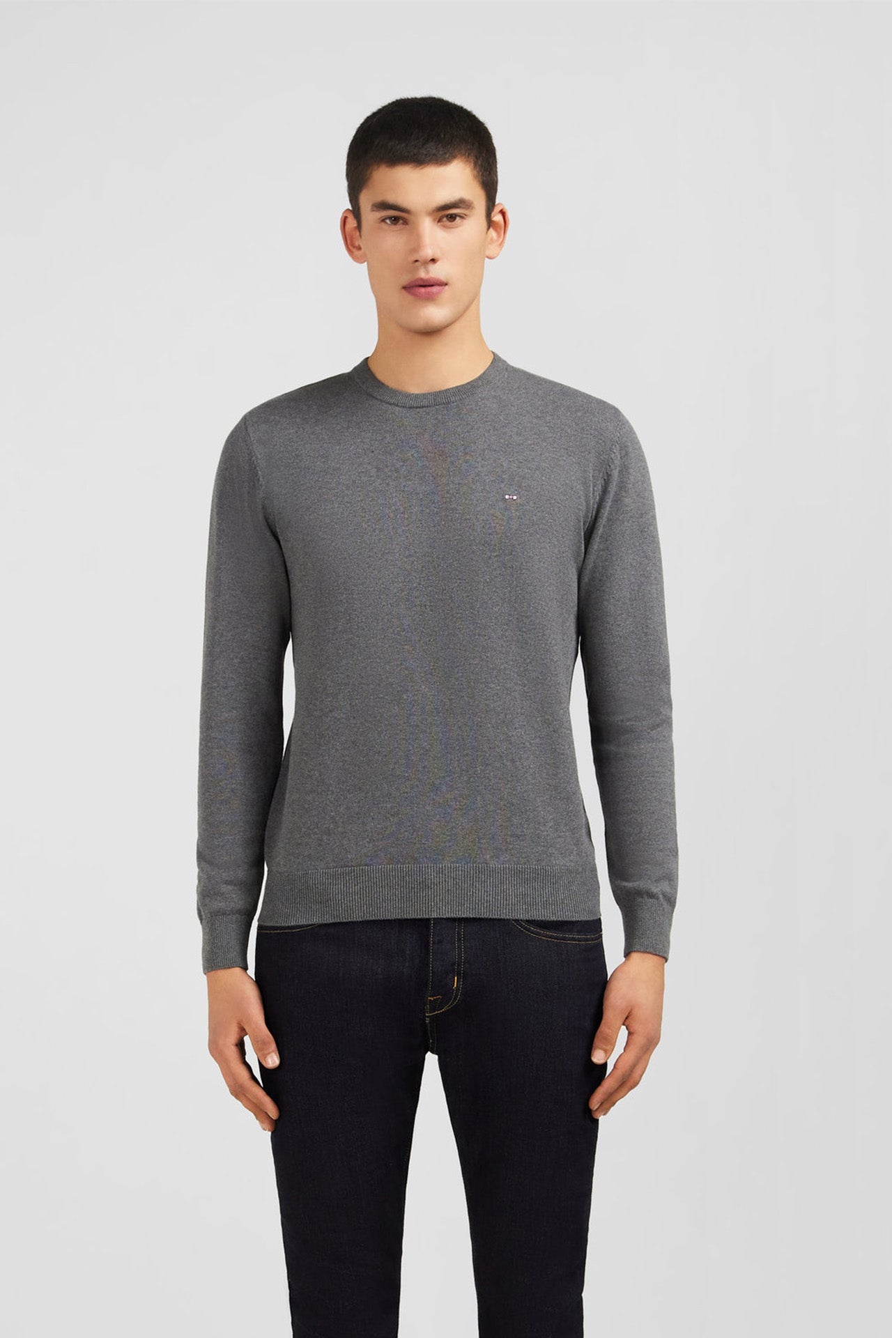 Pull gris à col rond en coton